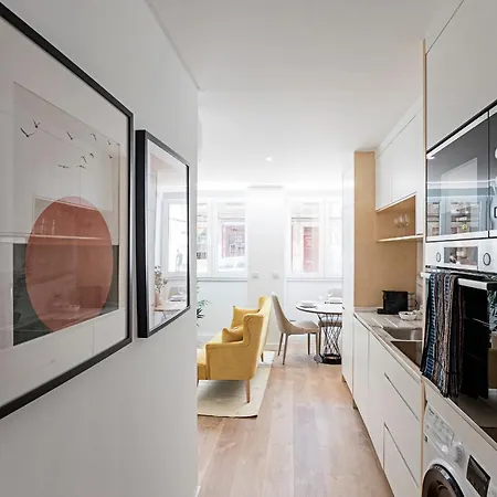 Urban House By Lovelystay Porto Exterior photo