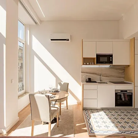 Urban House By Lovelystay Porto Exterior photo