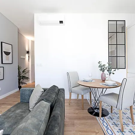 Urban House By Lovelystay Porto Exterior photo